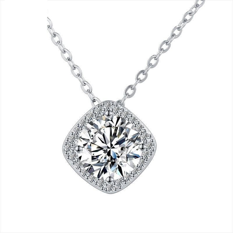 Bright Heart Square Model Necklace