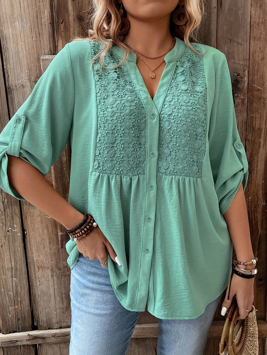 Women's Plus Size Lace Applique Vacation Shirt