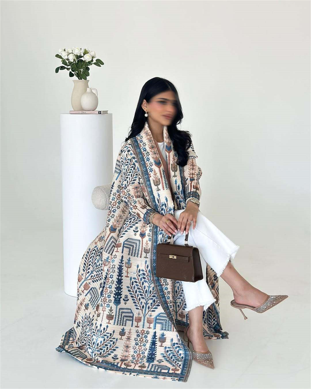 Women's Temperament Cardigan A Bai Ya Robe