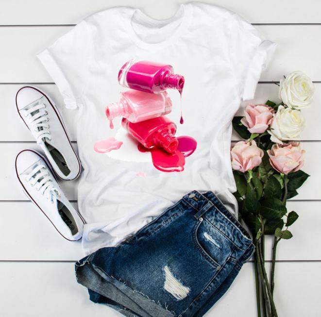 Chic Summer Graphic Tee – Women’s Short Sleeve Fashion Top