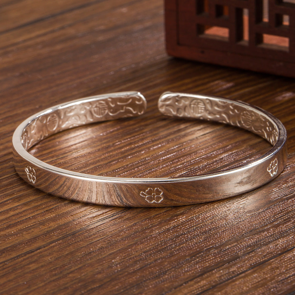 Elegant Sweet Bracelet Good Luck Comes