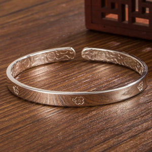 Elegant Sweet Bracelet Good Luck Comes