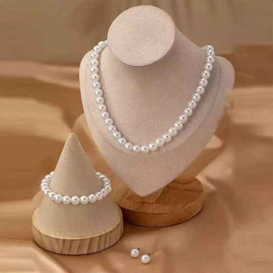 Light-luxury Fashionable Three-piece Set Necklace Bracelet And Earrings