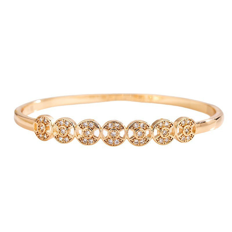 Exquisite Full Diamond Hollow Bracelet For Women
